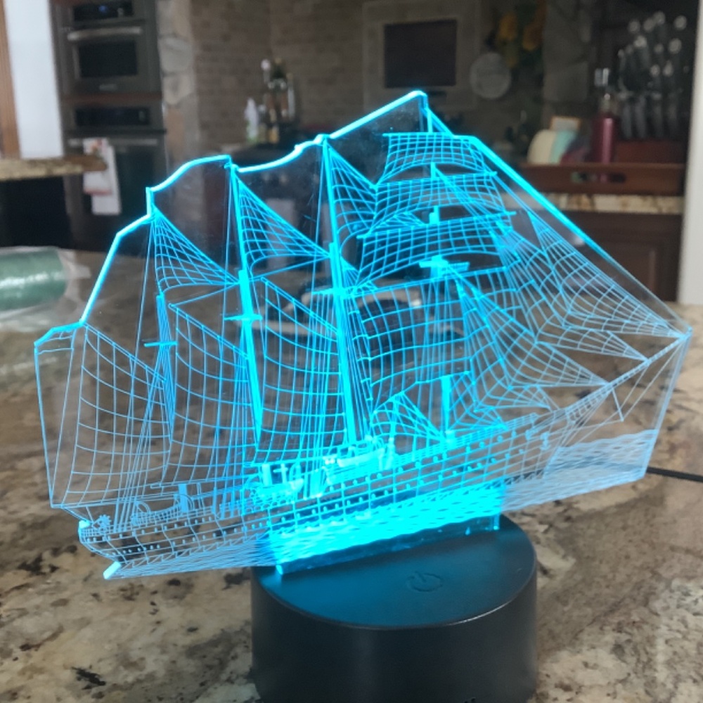 Light up ship display - Picture 6 of 8